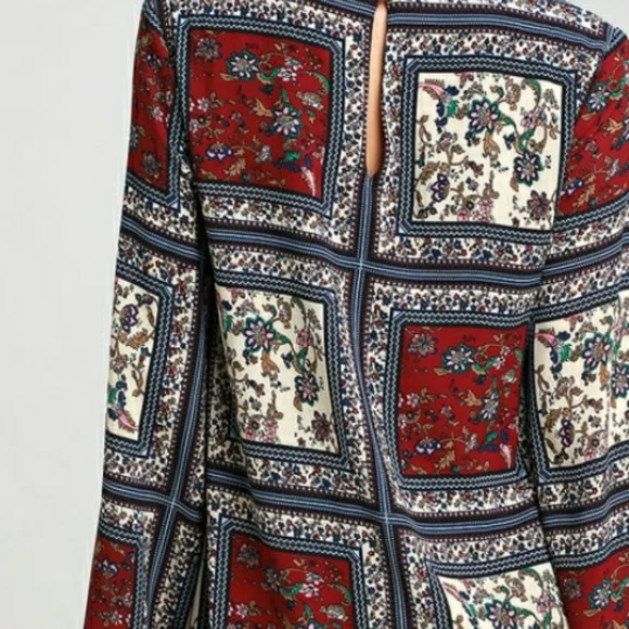 LULUS Crack a Smile Cream and Plum Multi Print Long Sleeve Shift Dress - NWT - Picture 3 of 15